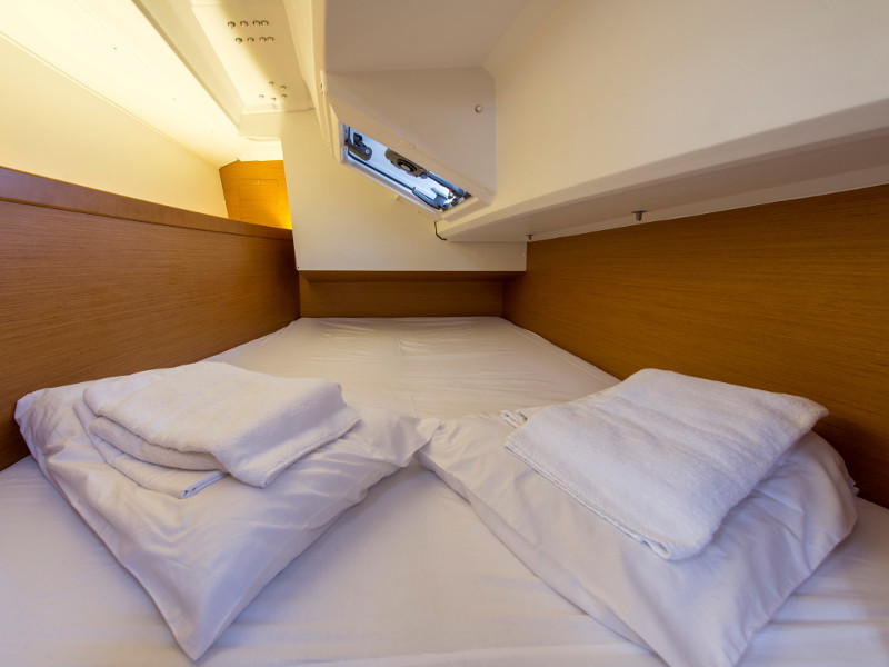 Immagine Sun Odyssey 349