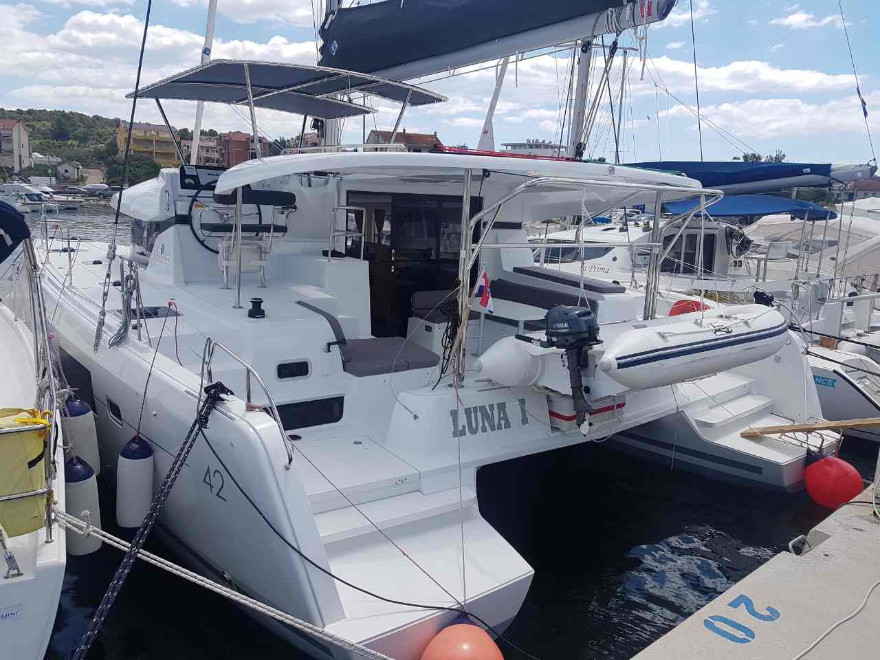 Immagine Lagoon 42