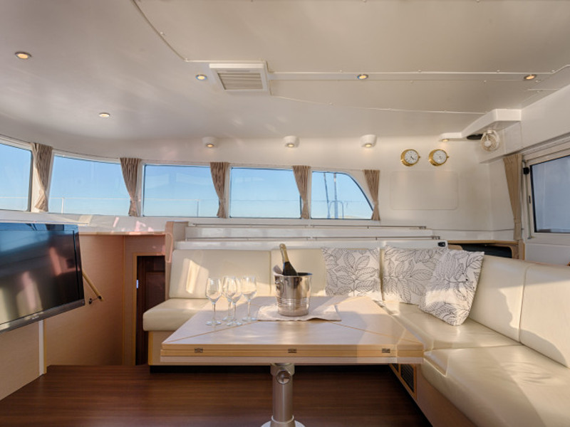 Immagine Lagoon 500 Luxury