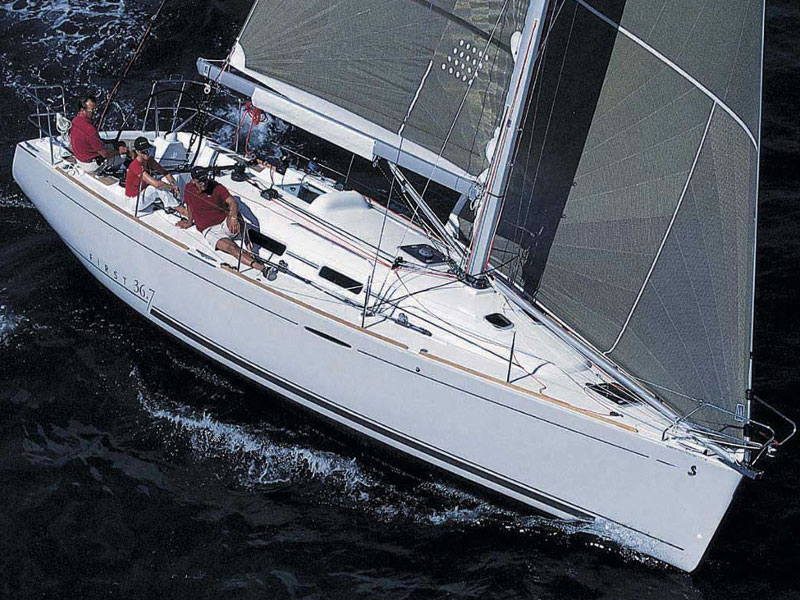 Immagine First 36.7