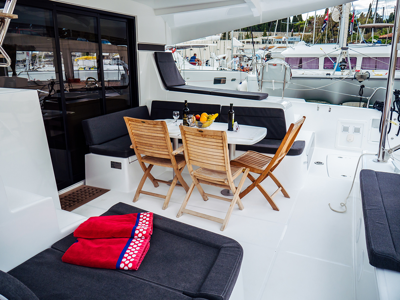 Lagoon 42  image