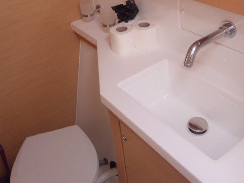 Immagine Lagoon 450