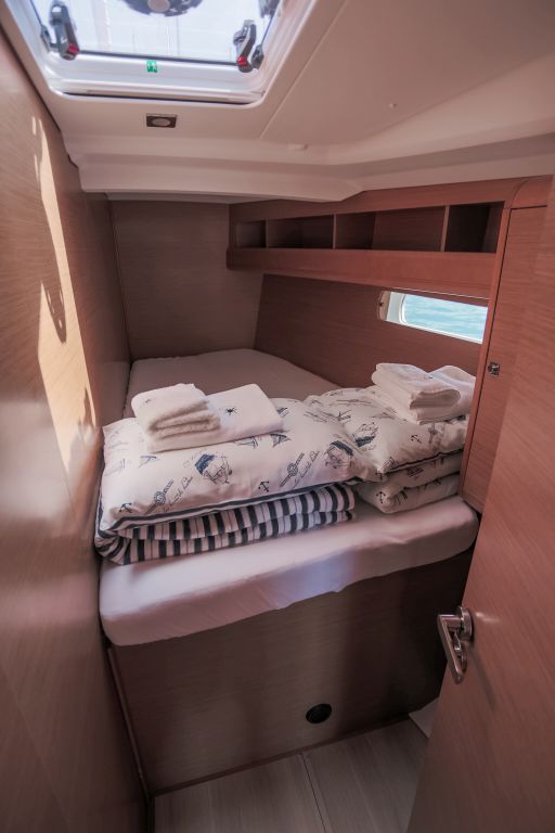 Immagine Sun Odyssey 469