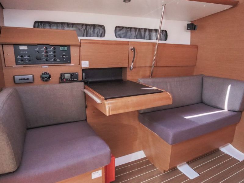Immagine Sun Odyssey 439