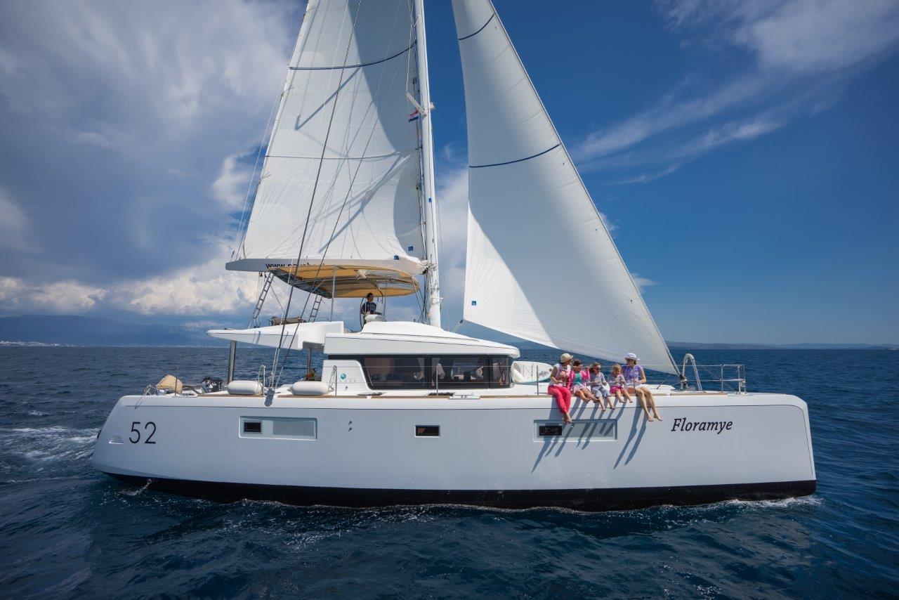 Immagine Lagoon 52 