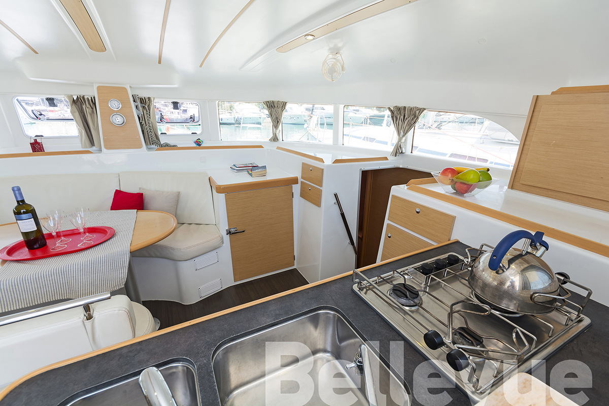 Immagine Lagoon 380