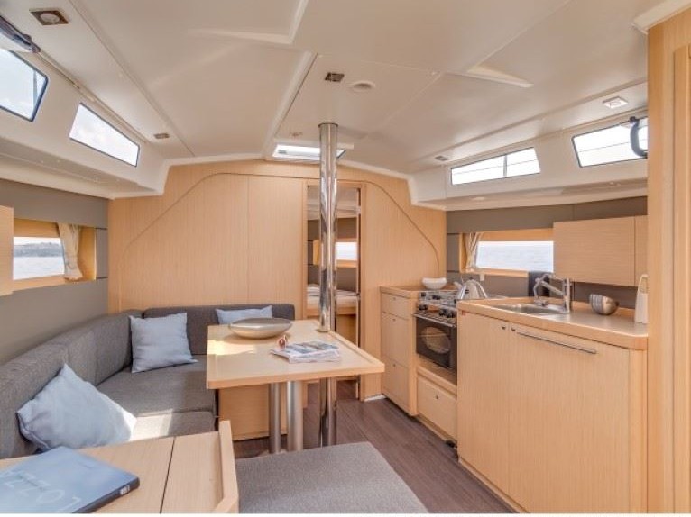 Immagine Beneteau Oceanis 38.1