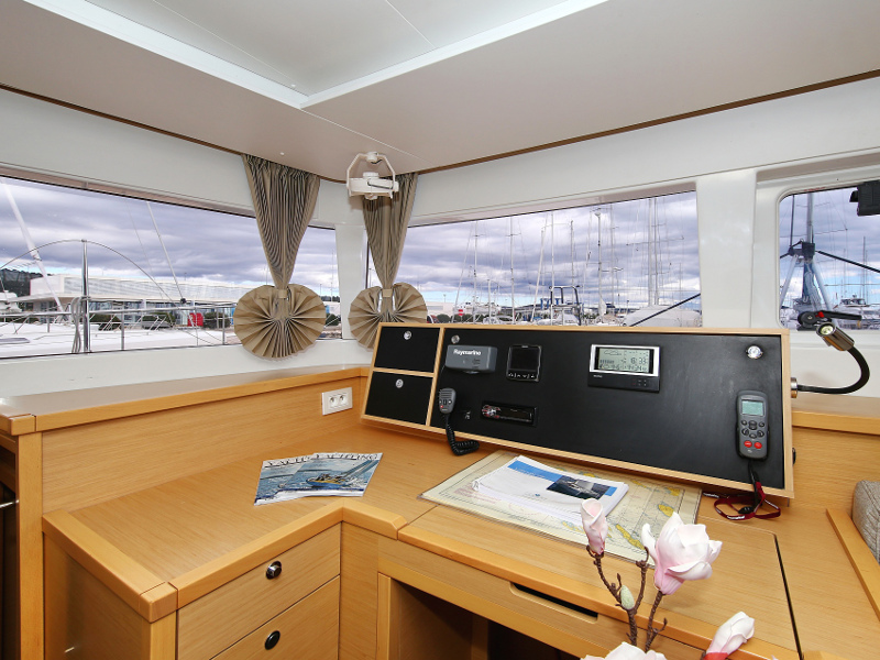 Immagine Lagoon 450