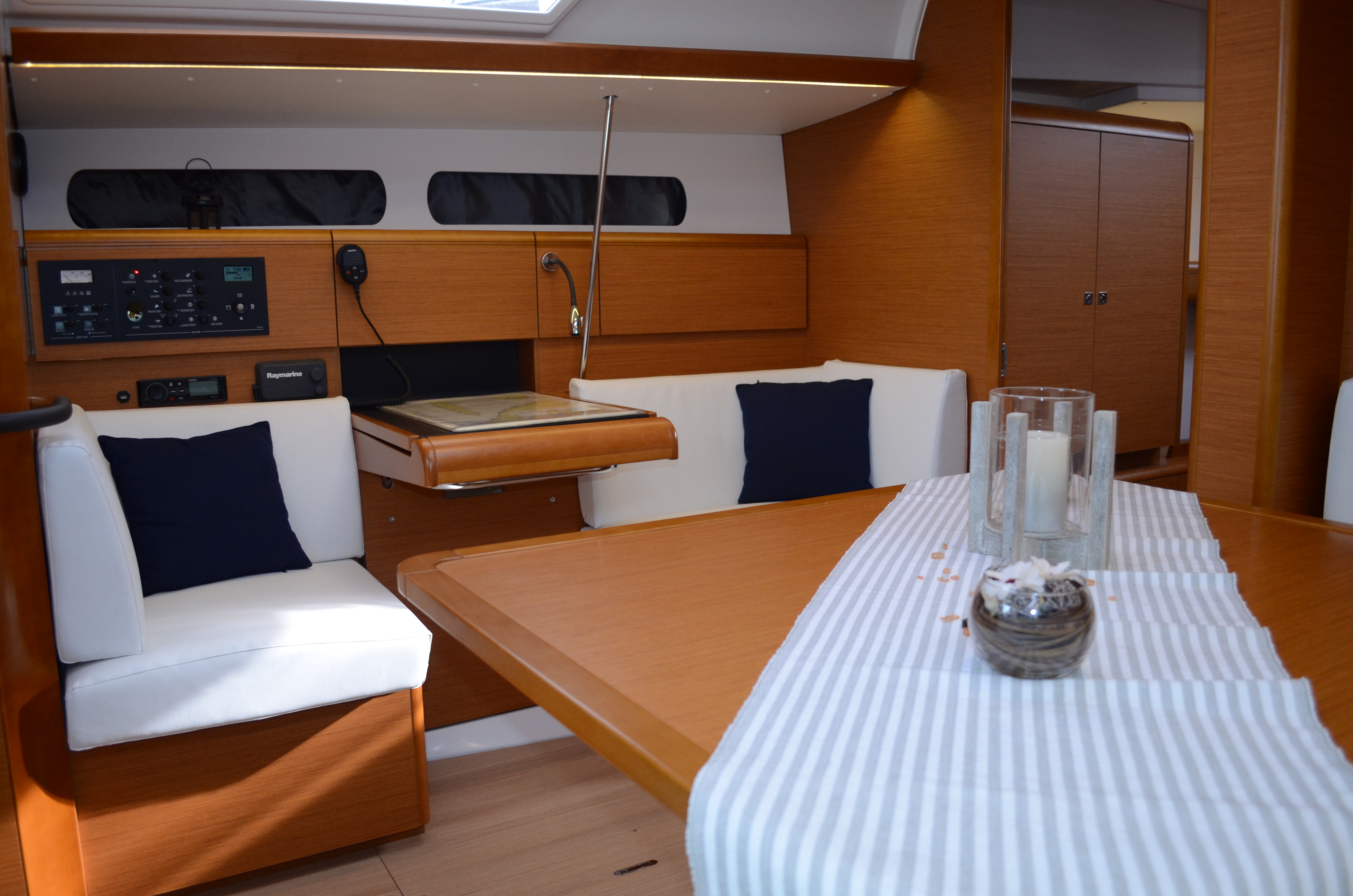 Immagine Sun Odyssey 419