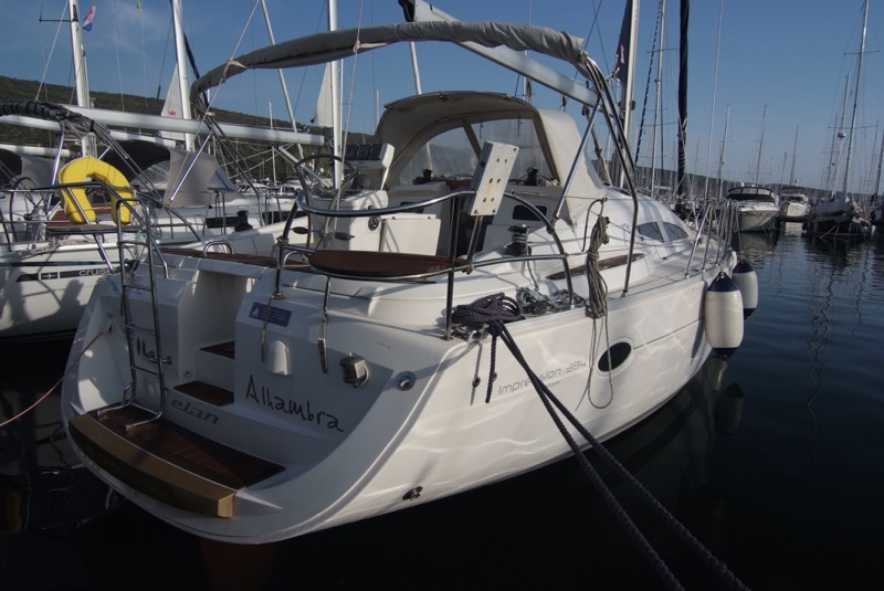 Elan 384 Impression image