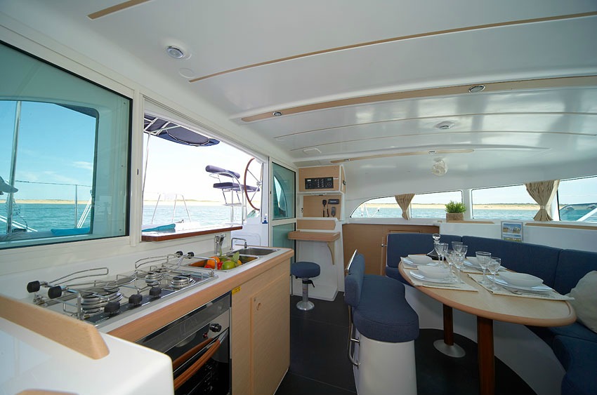 Immagine Lagoon 380