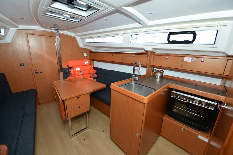 Immagine Bavaria Cruiser 33