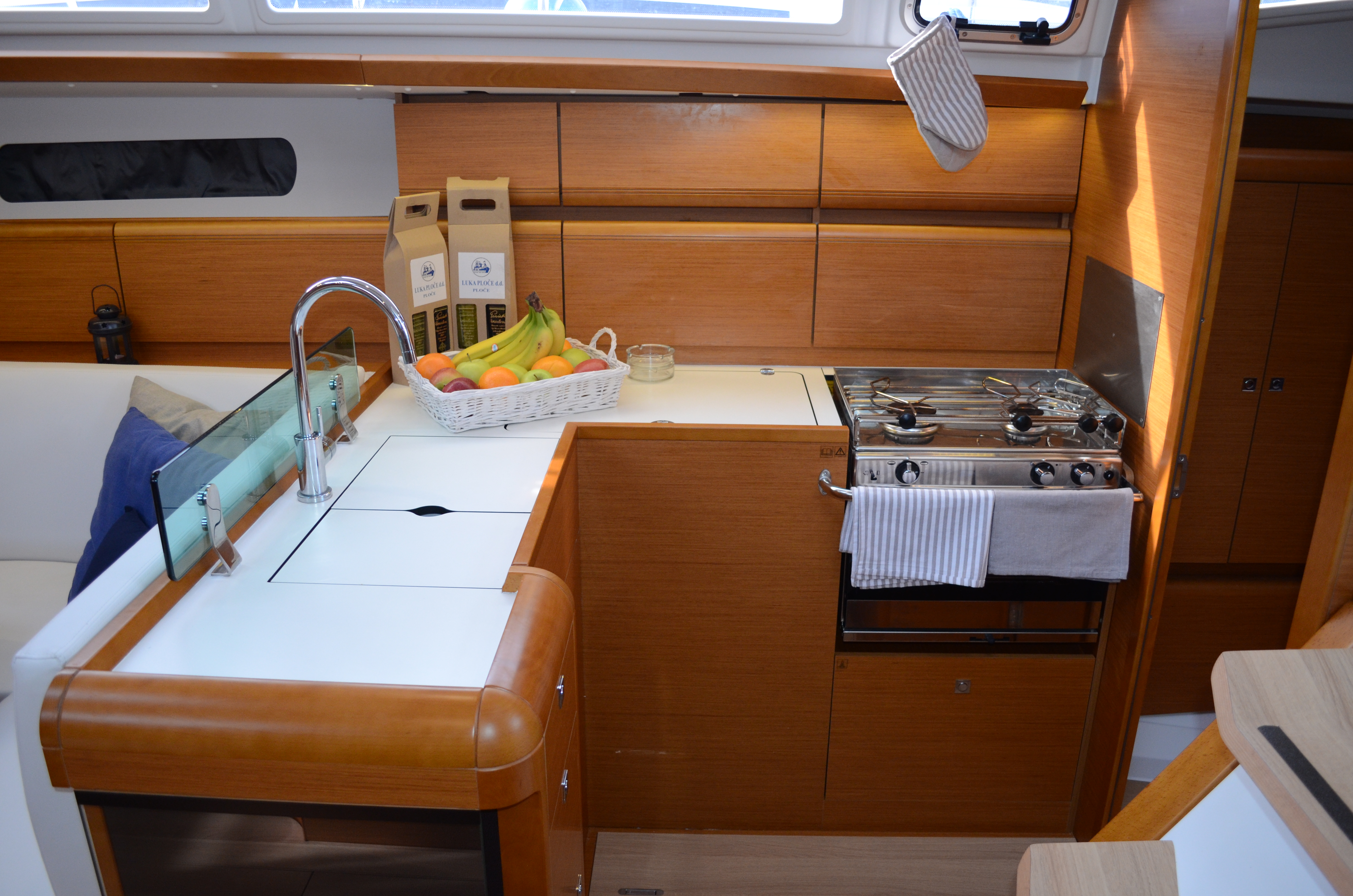 Immagine Sun Odyssey 419