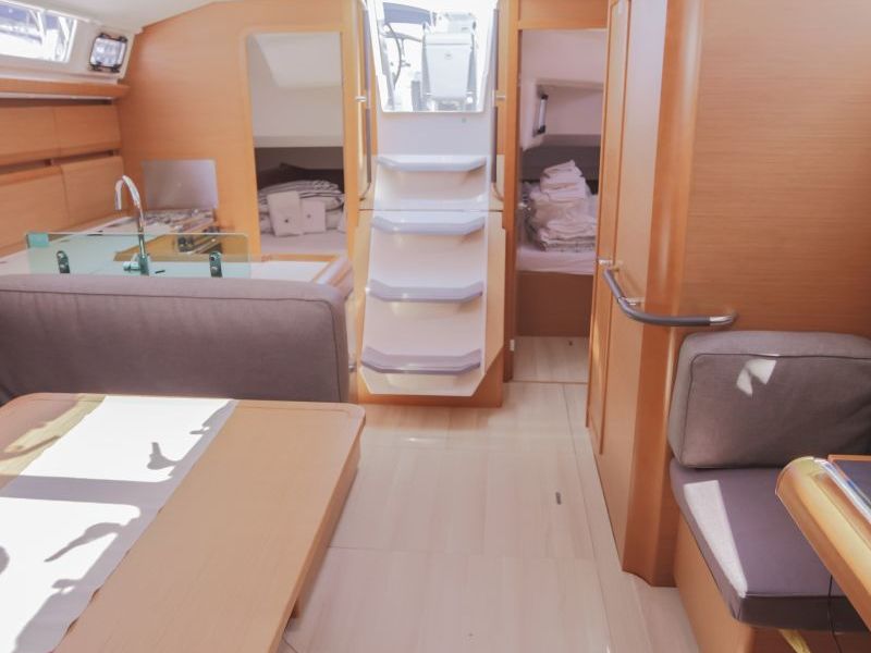Immagine Sun Odyssey 449