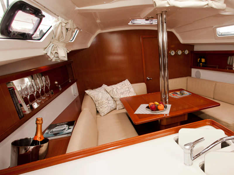 Immagine Oceanis 34