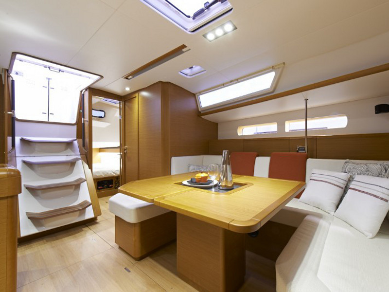 Immagine Sun Odyssey 469