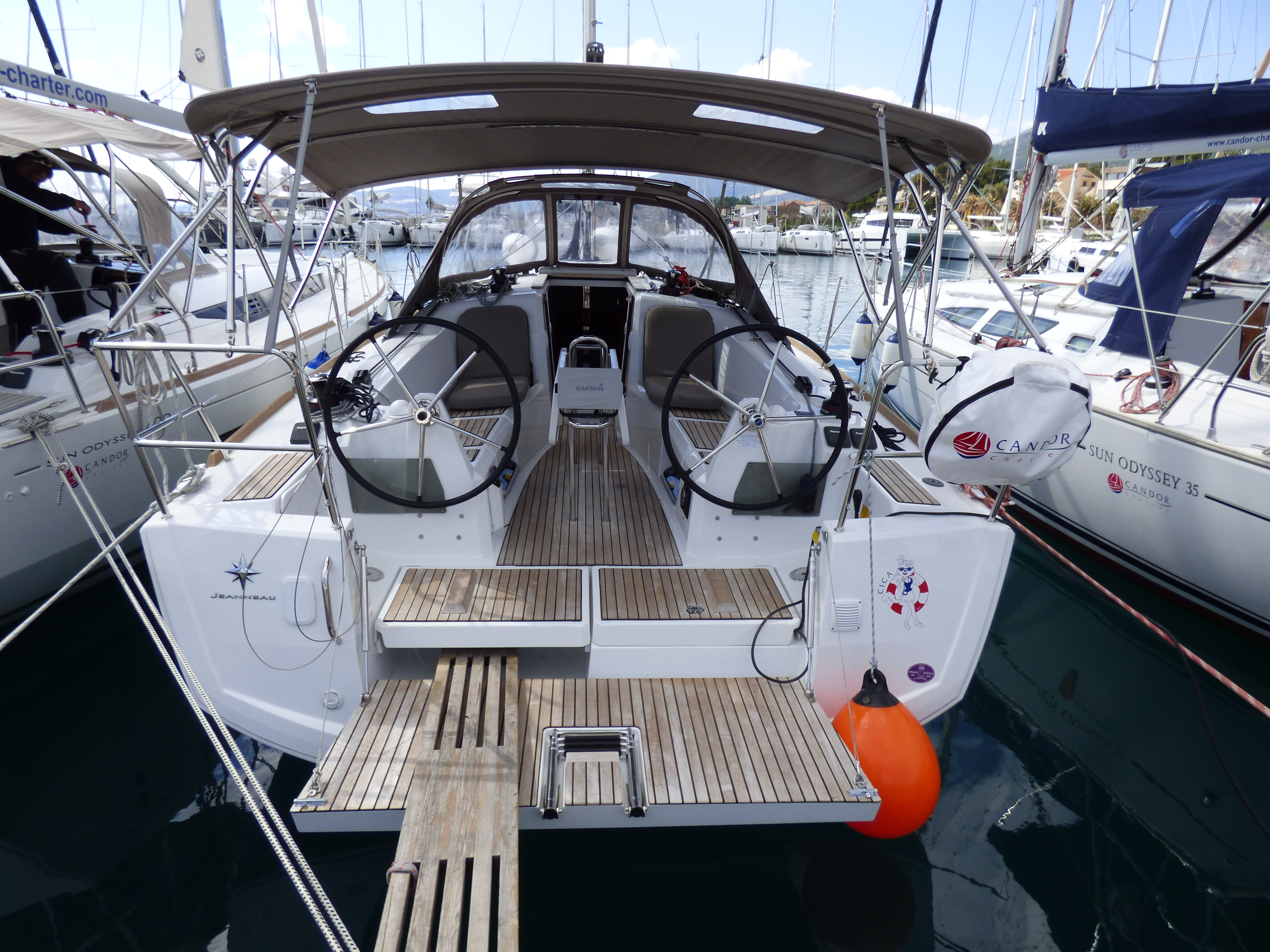 Immagine Sun Odyssey 349