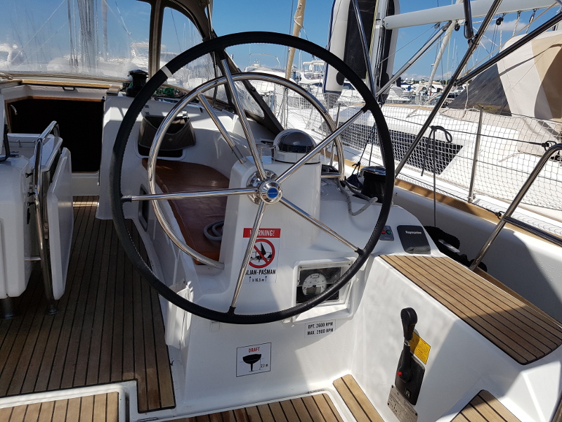 Immagine Sun Odyssey 469