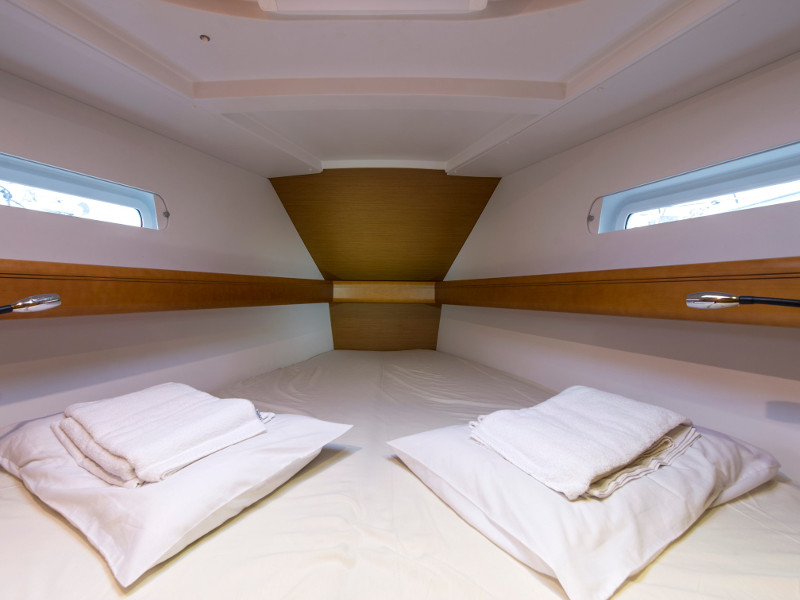 Immagine Sun Odyssey 439