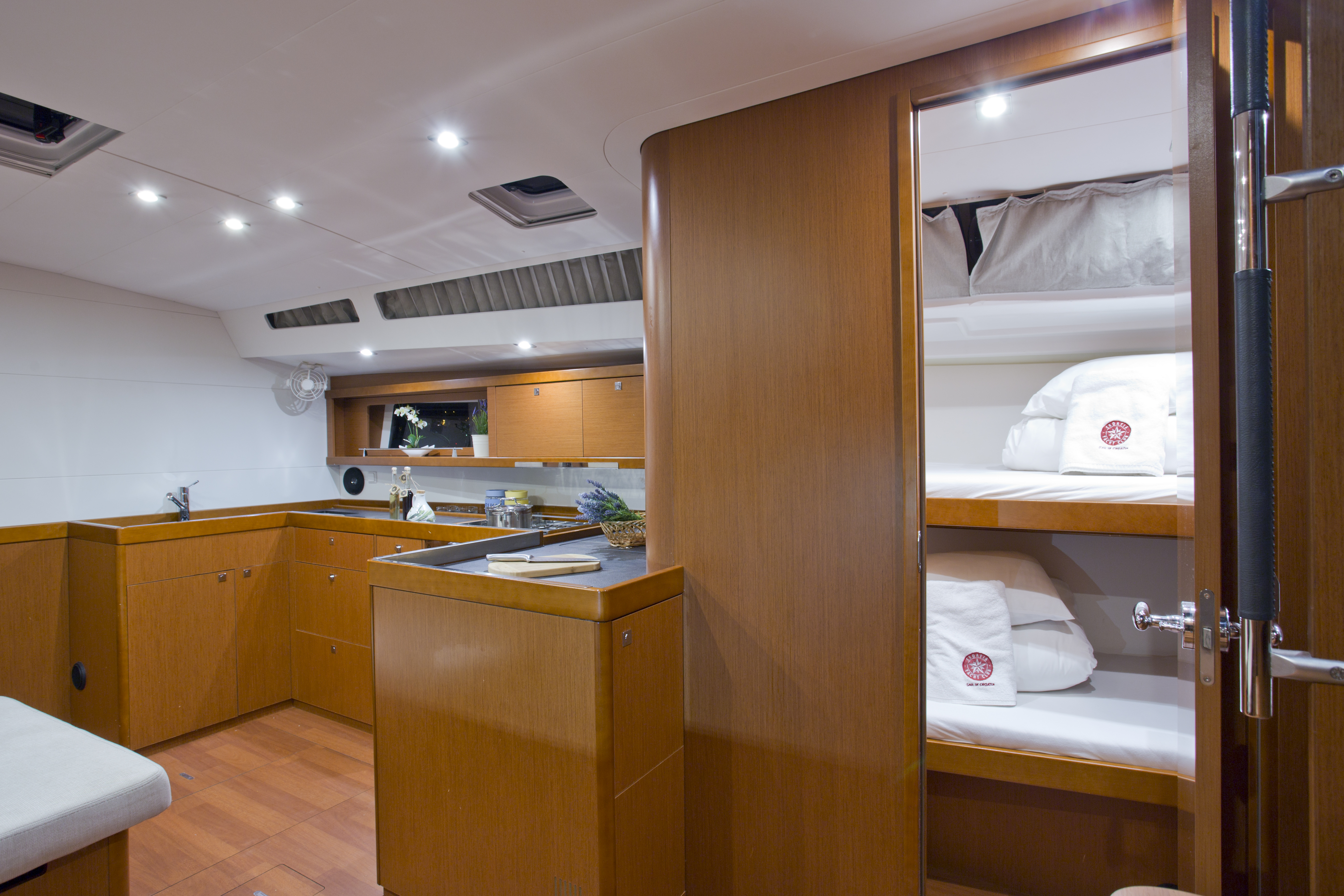 Immagine Oceanis 48