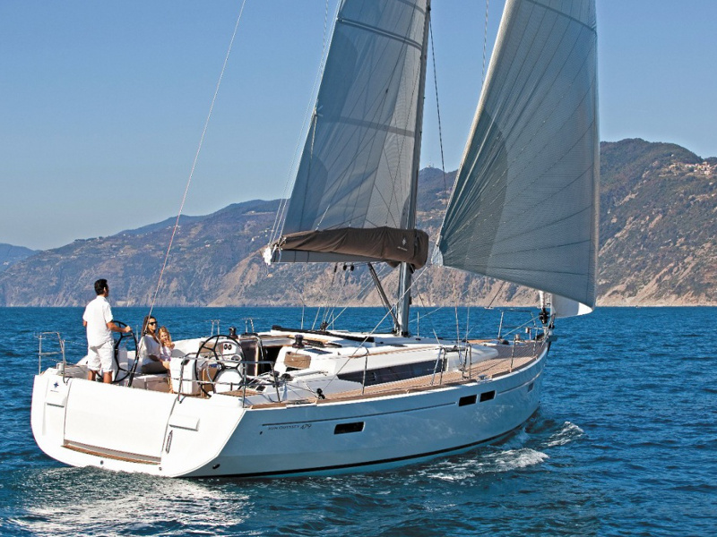 Sun Odyssey 519 image