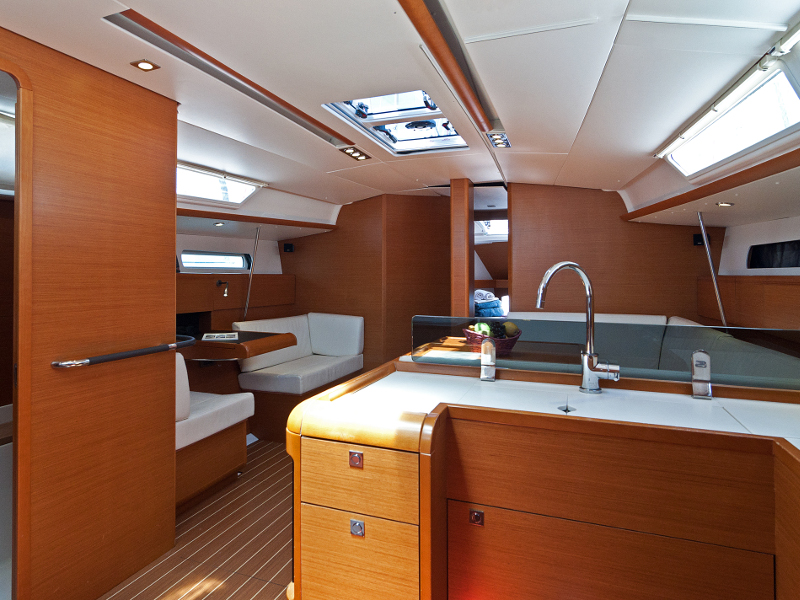 Immagine Sun Odyssey 439