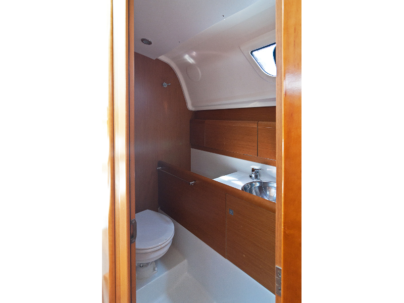 Immagine Sun Odyssey 33i