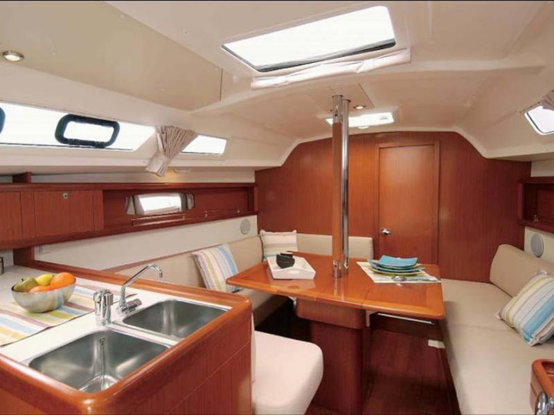 Immagine Oceanis 34