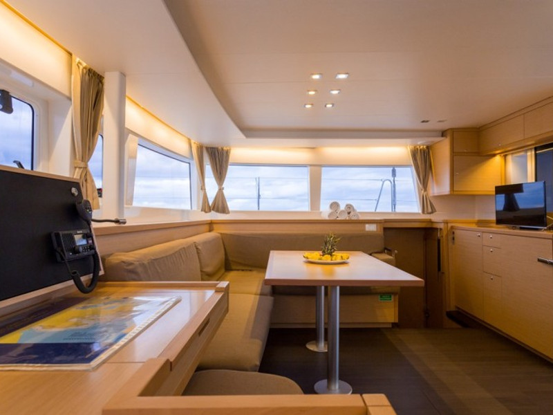 Immagine Lagoon 450 Luxury