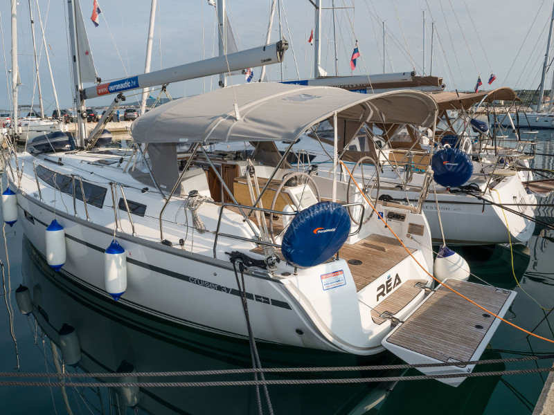 Immagine Bavaria Cruiser 37