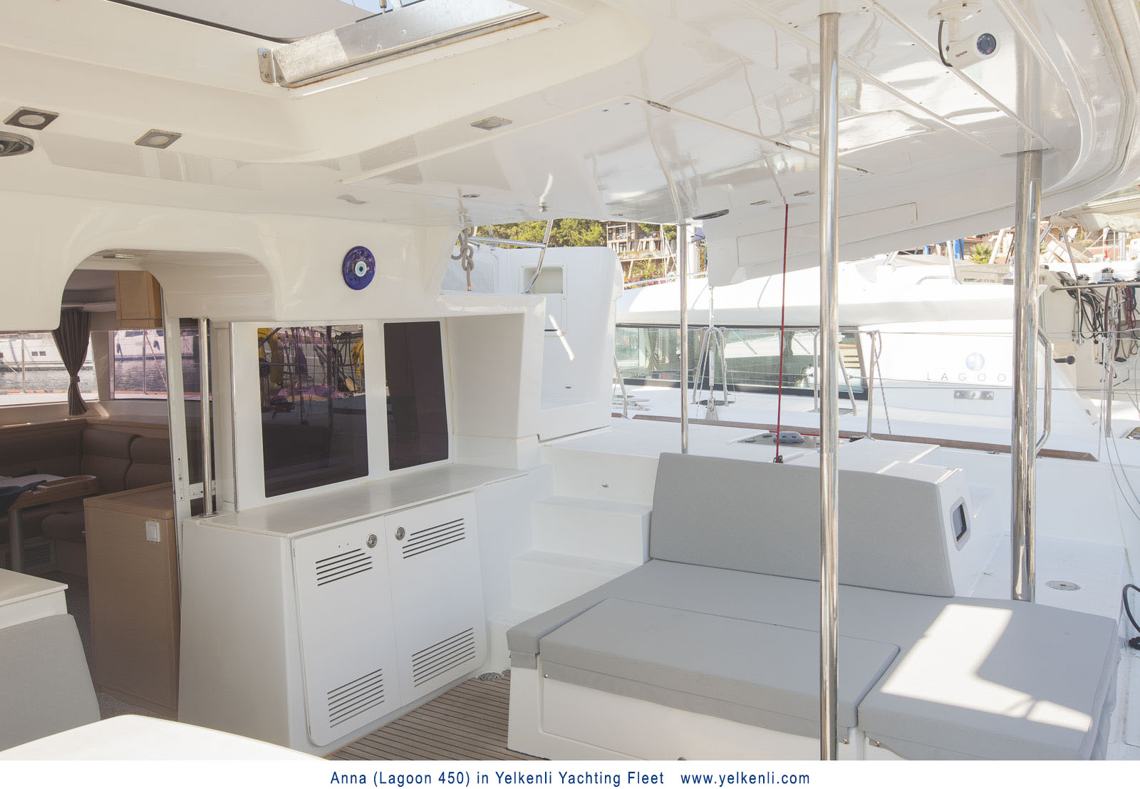 Immagine Lagoon 450
