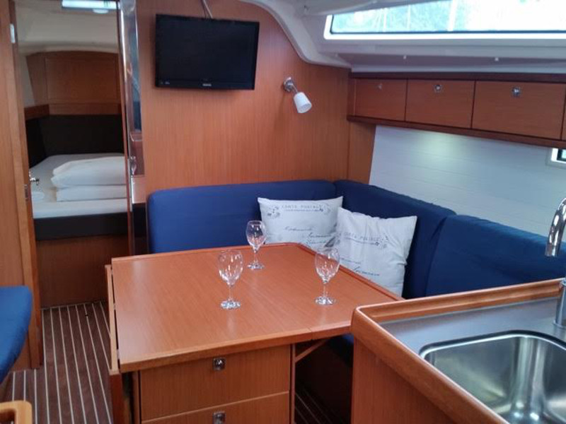 Immagine Bavaria Cruiser 37 
