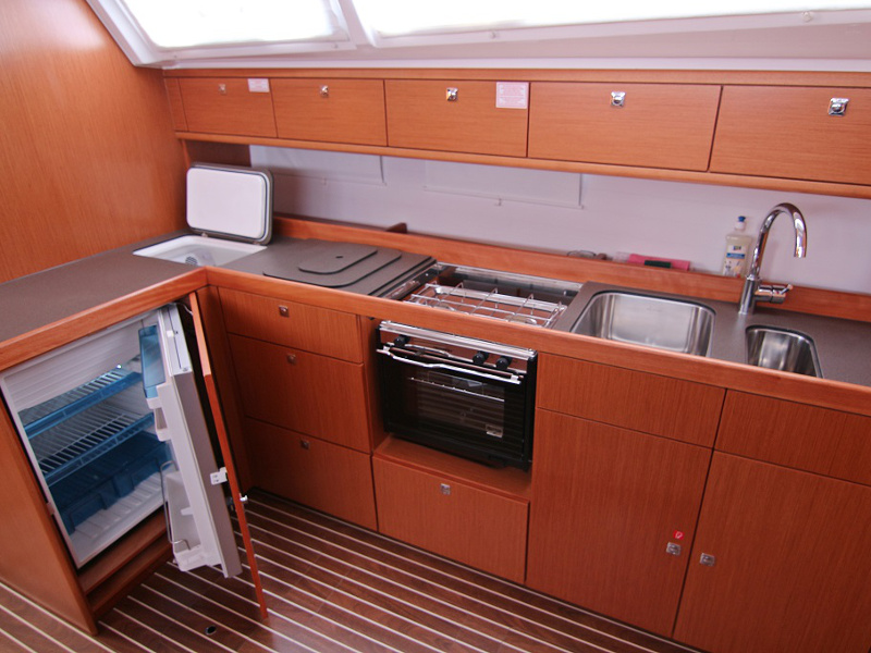 Bavaria C 46  image