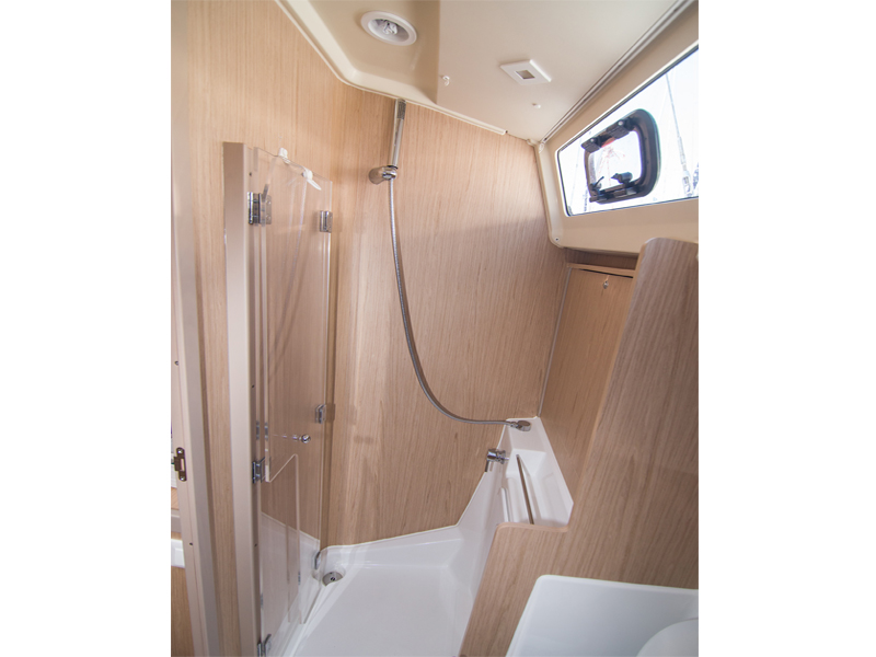 Oceanis 41.1 image