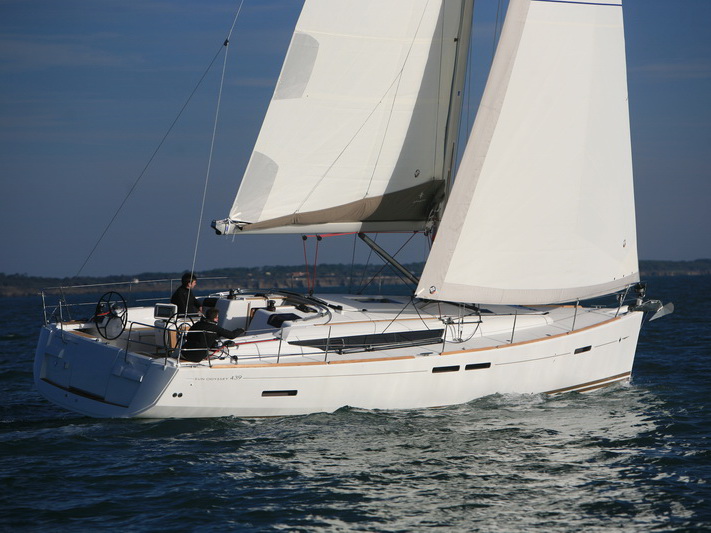 Immagine Sun Odyssey 439