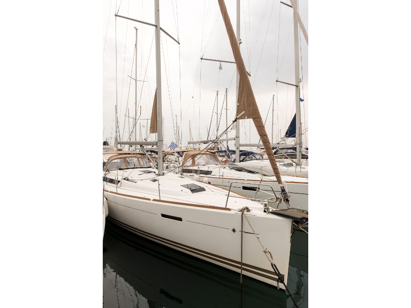 Immagine Sun Odyssey 439