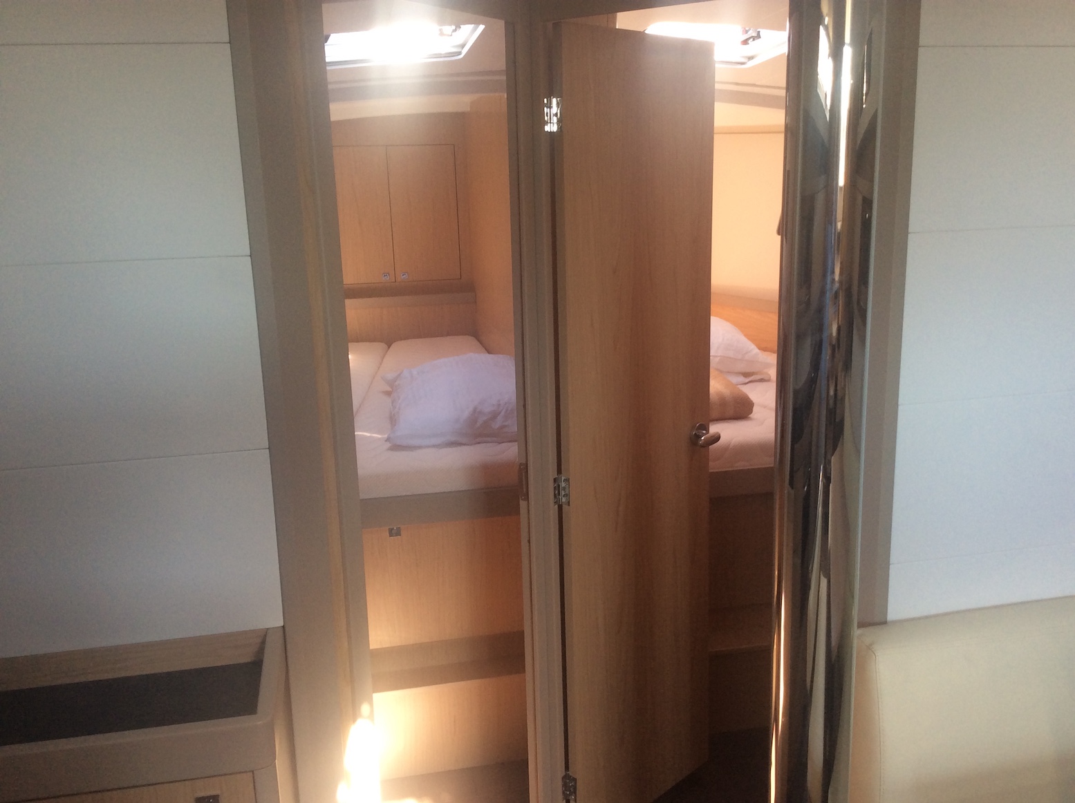 Oceanis 45 image