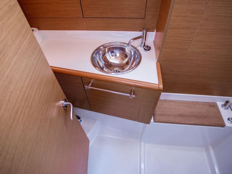 Immagine Sun Odyssey 439