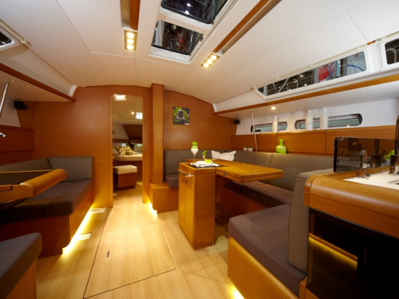 Immagine Sun Odyssey 439