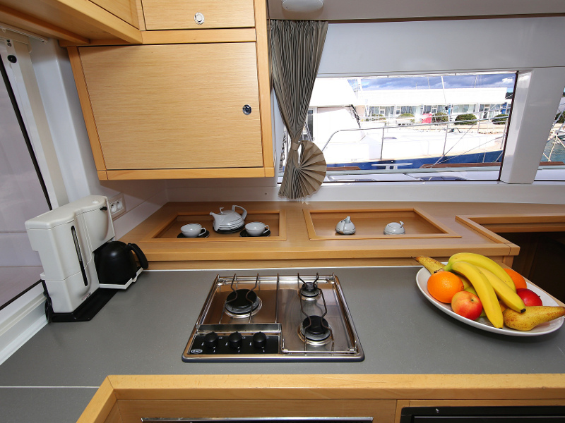 Immagine Lagoon 450