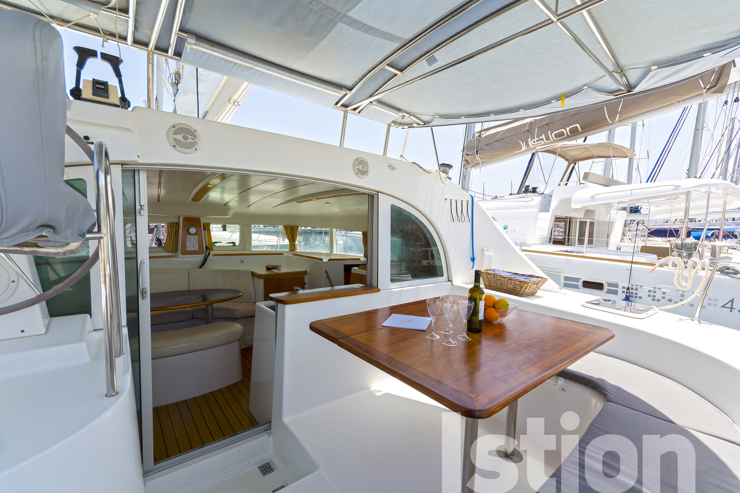 Immagine Lagoon 380