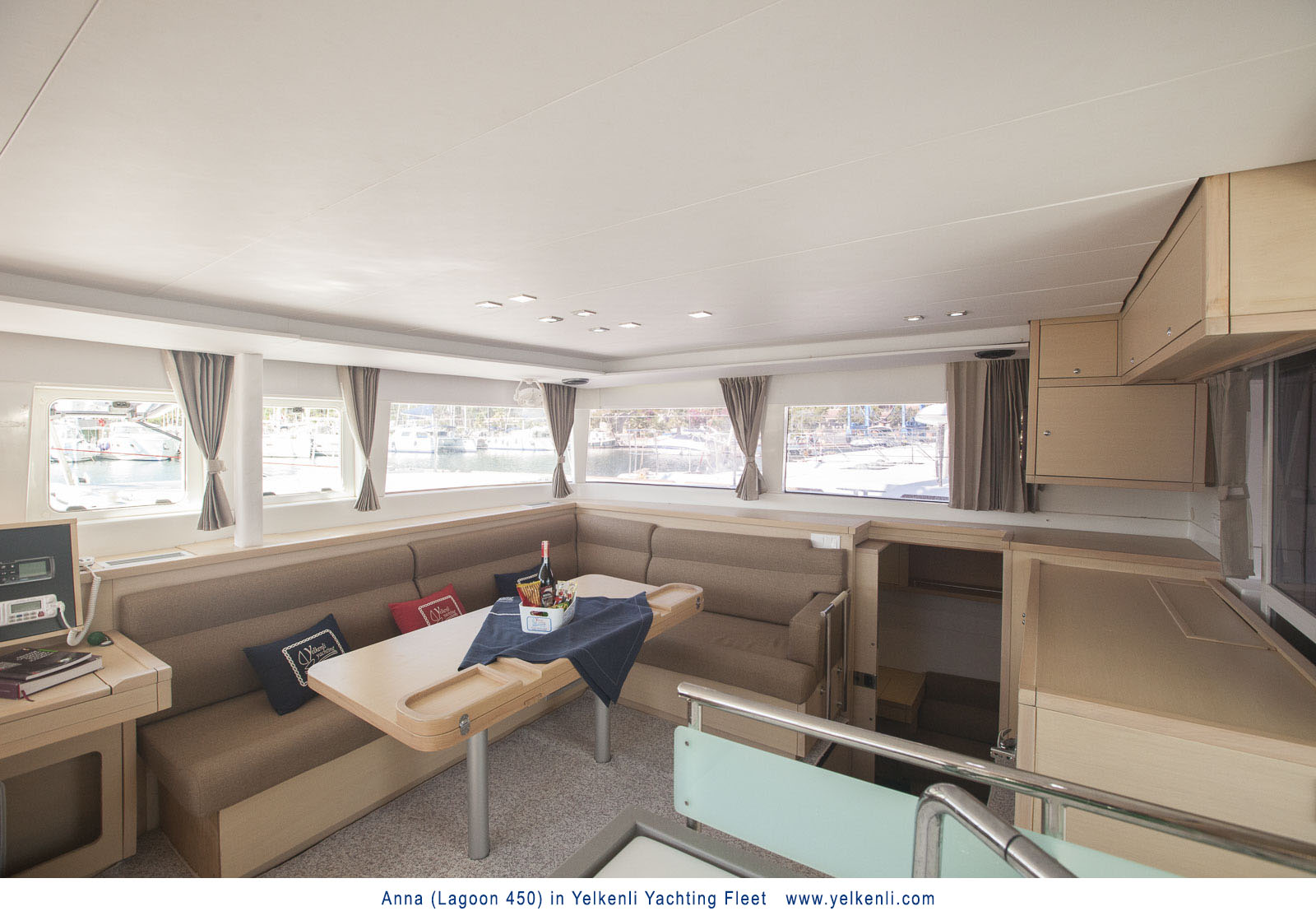 Immagine Lagoon 450
