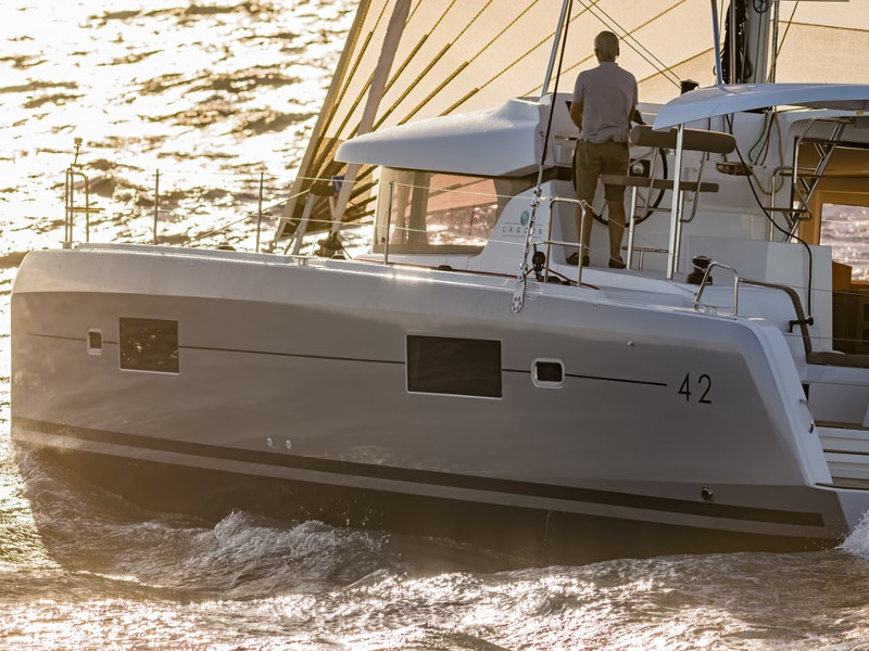 Immagine Lagoon 42