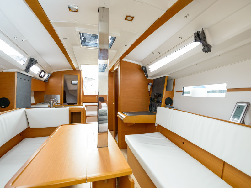 Immagine Sun Odyssey 349