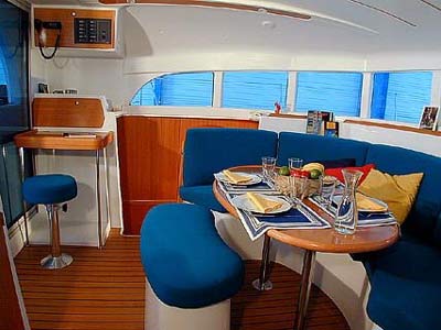 Lagoon 380 image