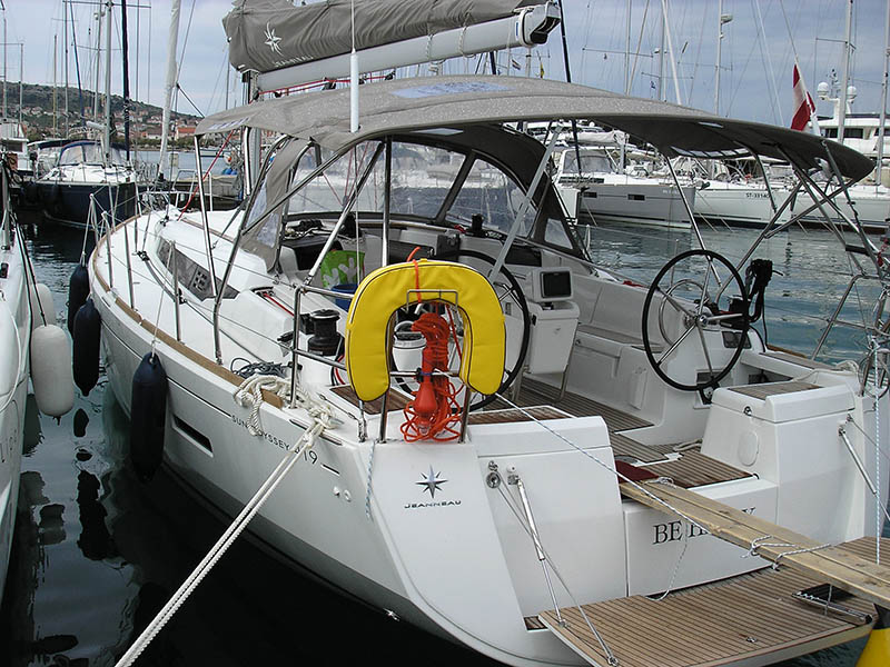 Immagine Sun Odyssey 419