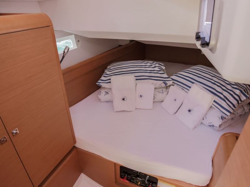Immagine Sun Odyssey 449