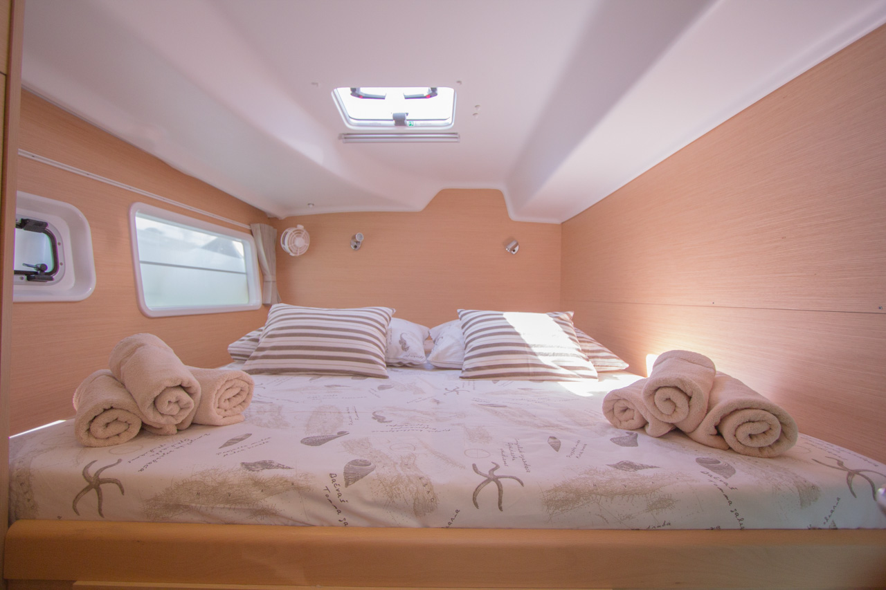 Immagine Lagoon 380 