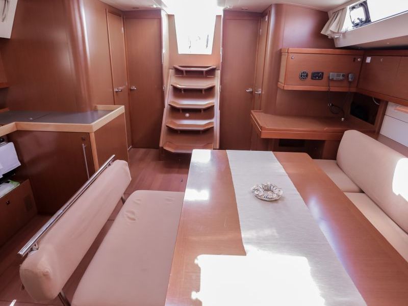 Immagine Oceanis 48