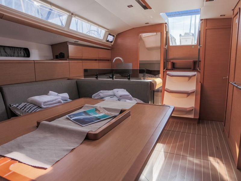 Immagine Sun Odyssey 439